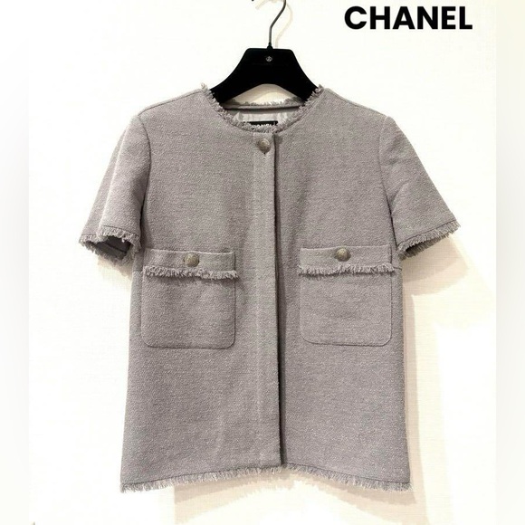 Authentic CHANEL Jacket blazer. metallic thread Sleeve 42 vintage. Logo buttons - Picture 1 of 17